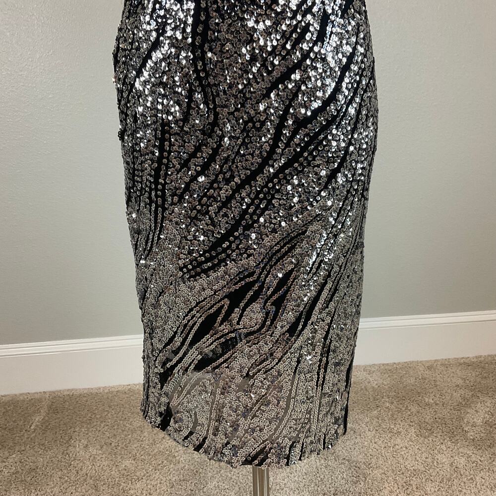 Betsy & Adam Black and Silver Cocktail Dress Sequin Sparkly Midi Sheath Size 10 - Picture 8 of 10